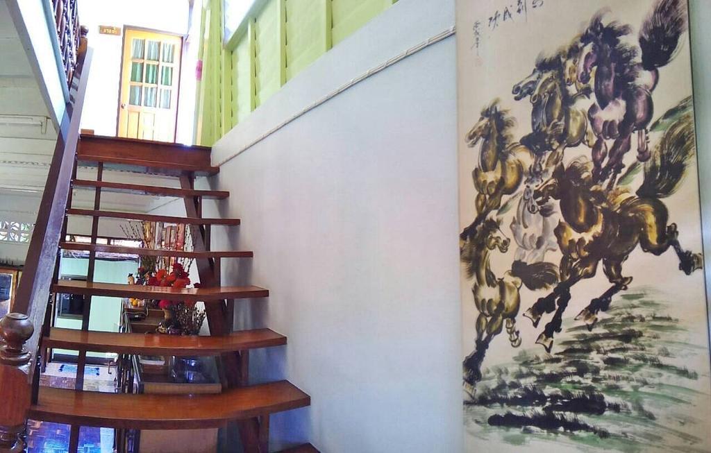 Nr Homestay Amphawa Habitación foto