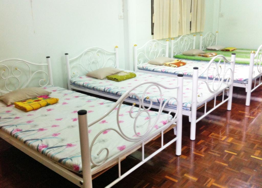 Nr Homestay Amphawa Habitación foto